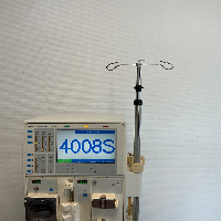 Fresenius Medical Care 4008 S Hemodialys Machines image 2